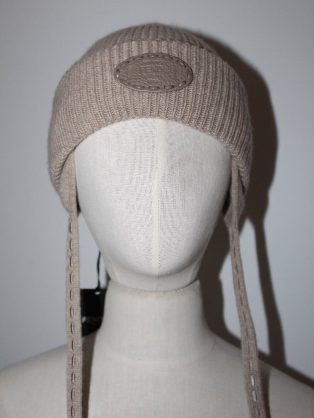 NWT FENDI Dove Knit Tie Beanie Ribbed Cap Sweater Hat 100% Cashmere S/M